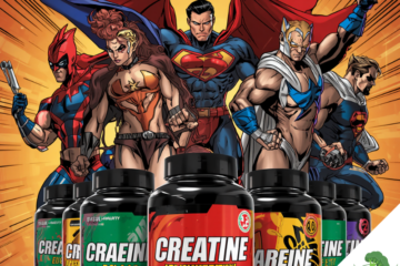 Comic-Stil Superhelden stehen hinter verschiedenen Supplement-Dosen wie Kreatin und BCAAs, die im Vordergrund nebeneinander aufgereiht sind
