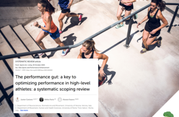 Sportlerinnen laufen gemeinsam eine Betontreppe im Freien hinauf, während im Vordergrund ein Ausschnitt einer wissenschaftlichen Studie zum Zusammenhang von Darmmikrobiom und sportlicher Leistung eingeblendet ist